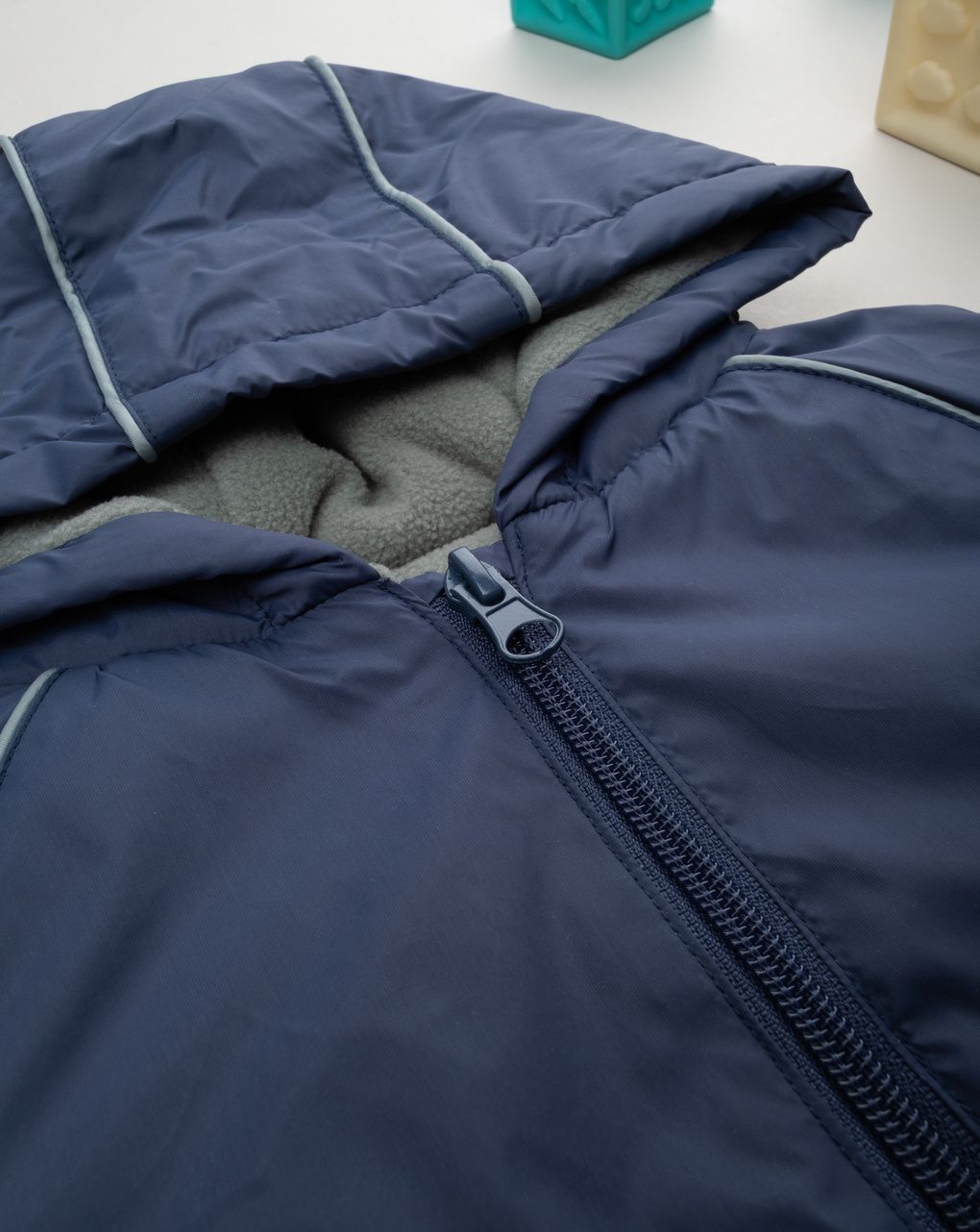 Giubbino bimbo blu materiale riciclato