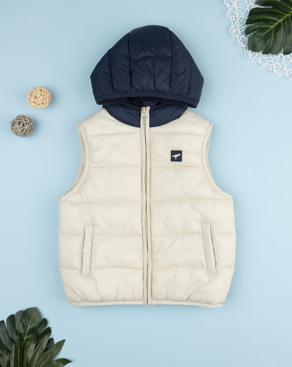 Gilet bimbo bianco materiale riciclato