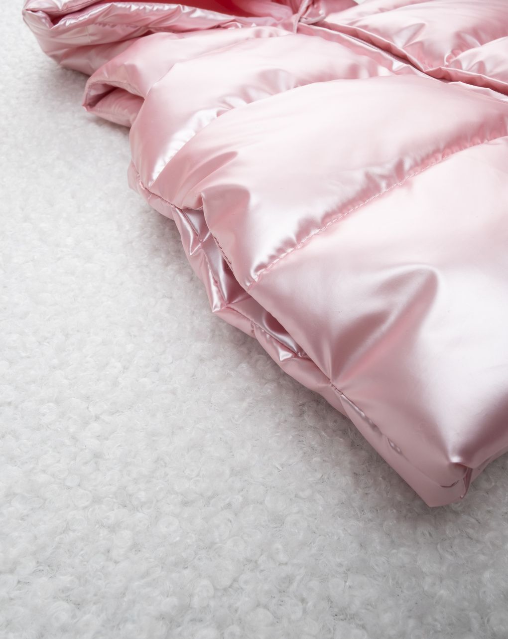 Gilet imbottito rosa bimba con cappuccio