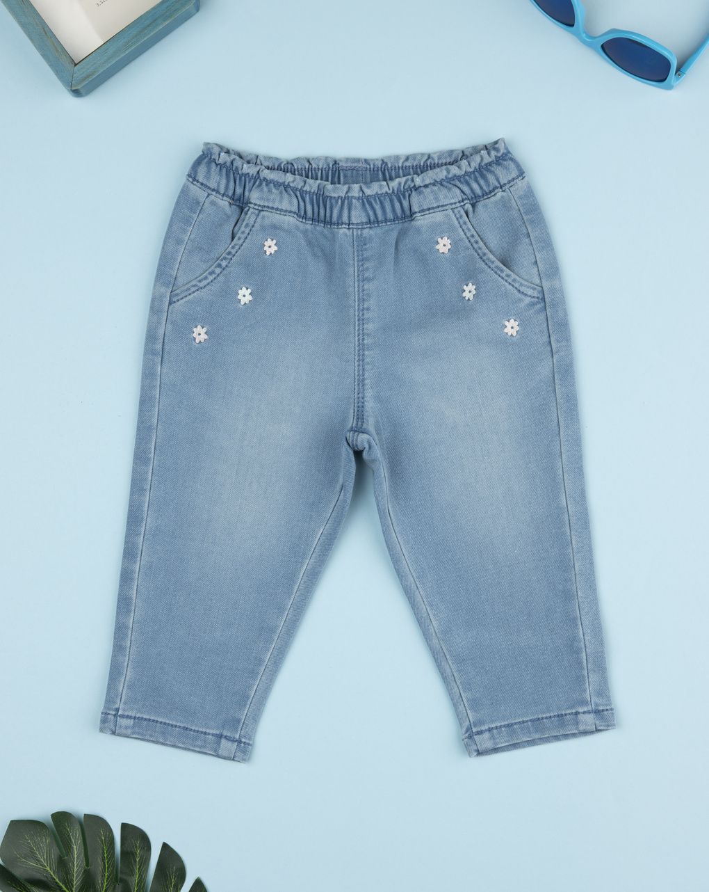 Pantalone bimba denim chiaro fiori ricamati