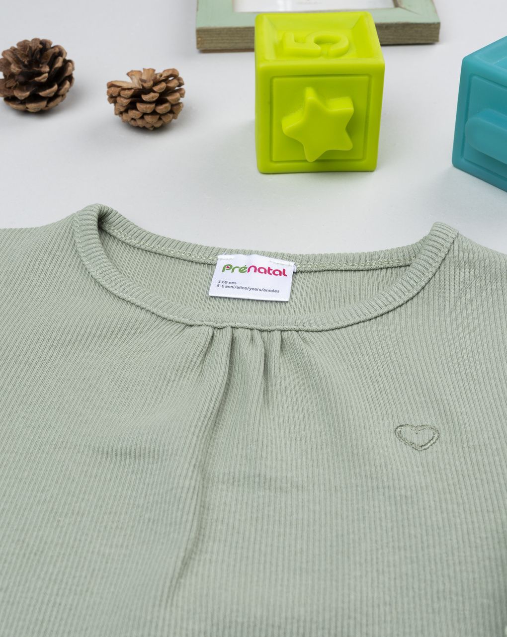 T-shirt bimba verde cuoricino