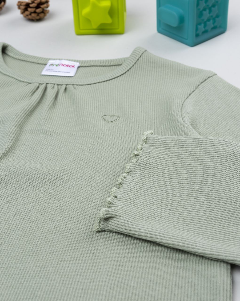 T-shirt bimba verde cuoricino