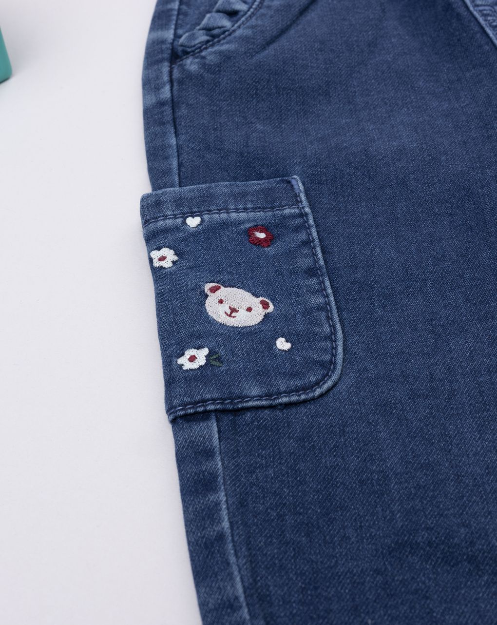 Pantalone denim bimba ricamato