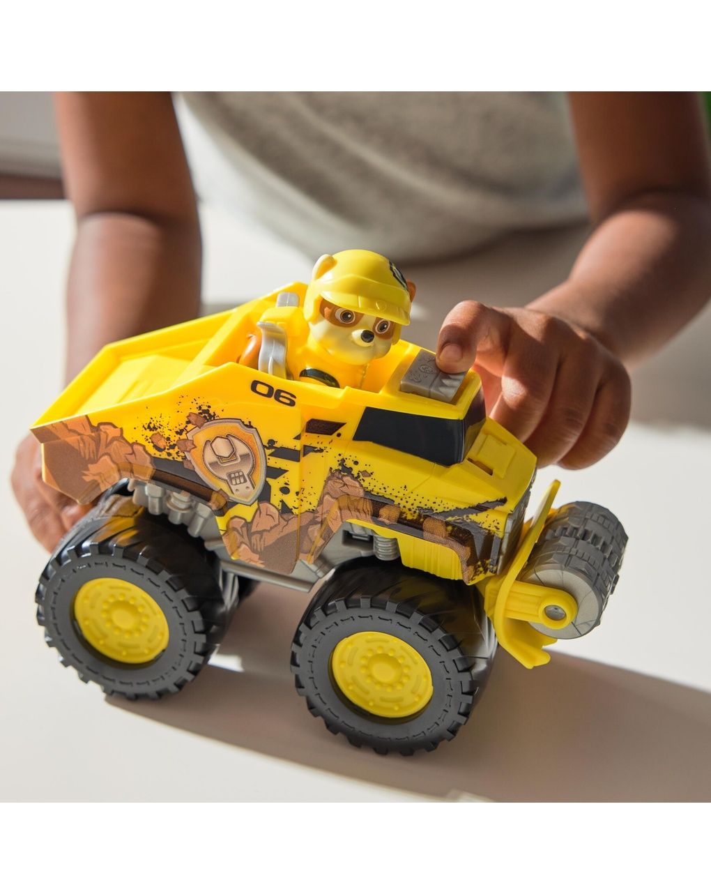 Paw patrol: rescue wheels, bulldozer di rubble