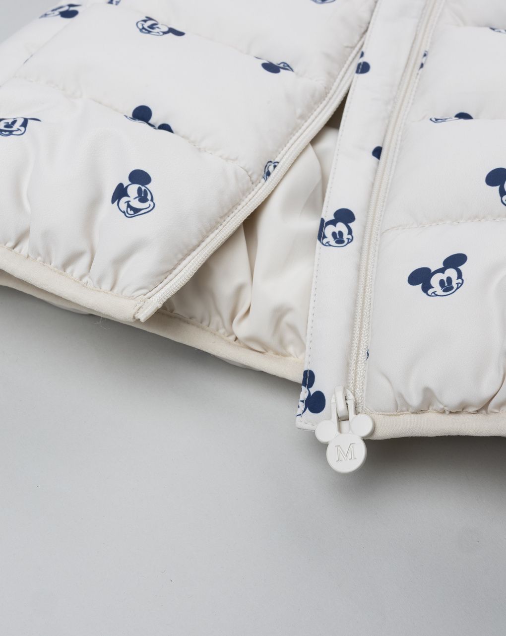 Smanicato bimbo mickey mouse