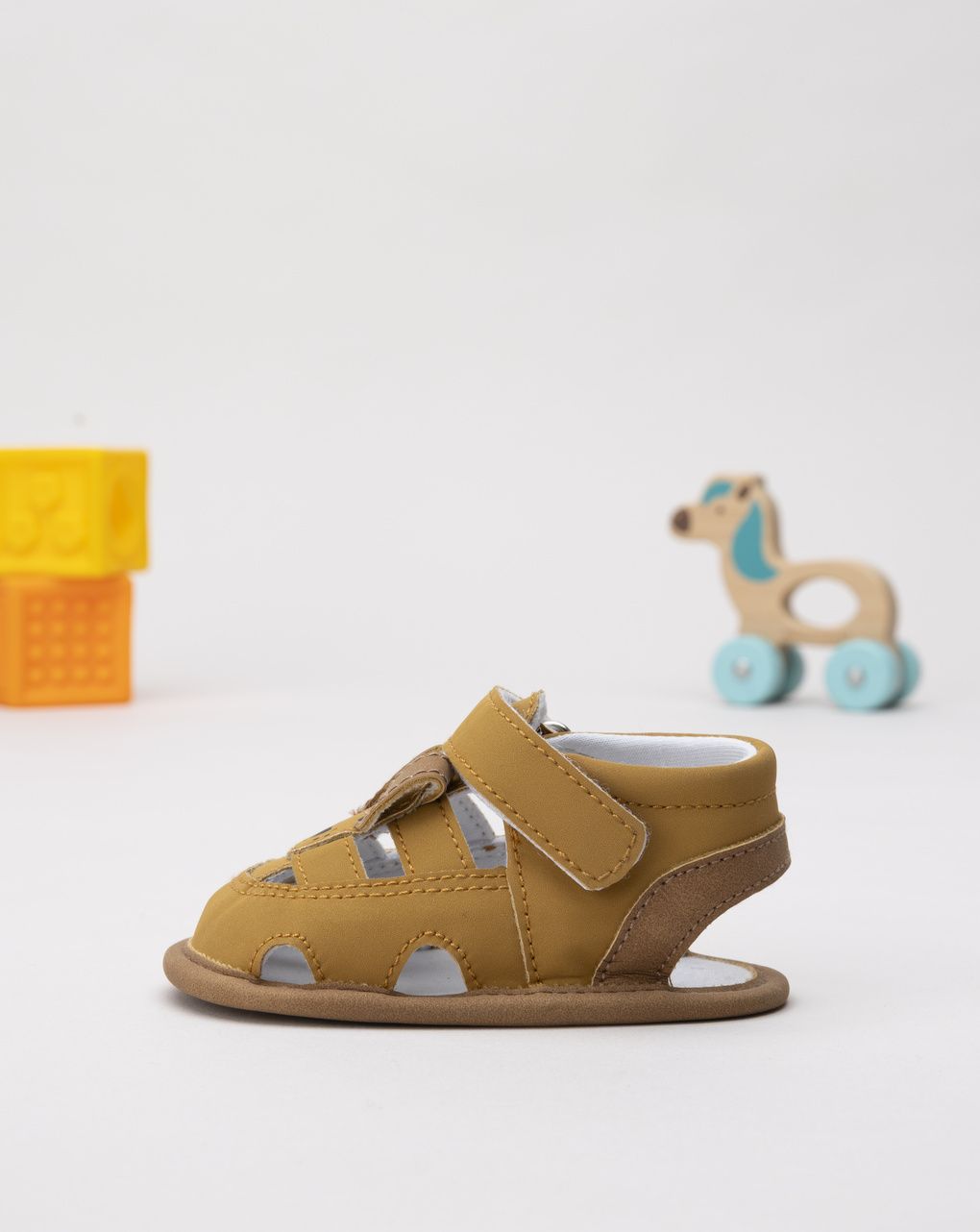 Sandalo bimbo marrone