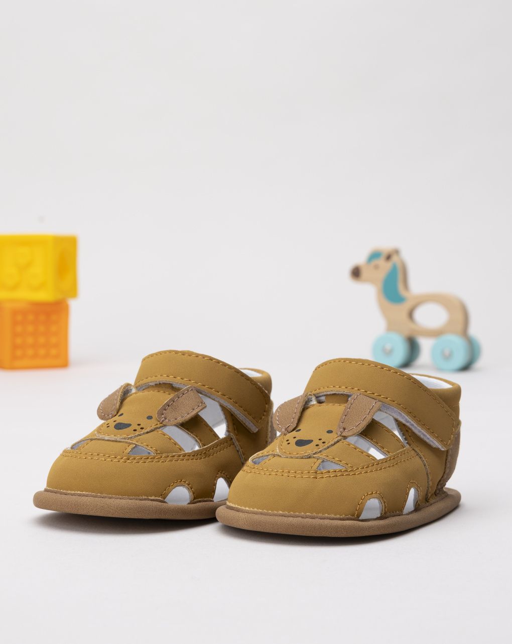 Sandalo bimbo marrone