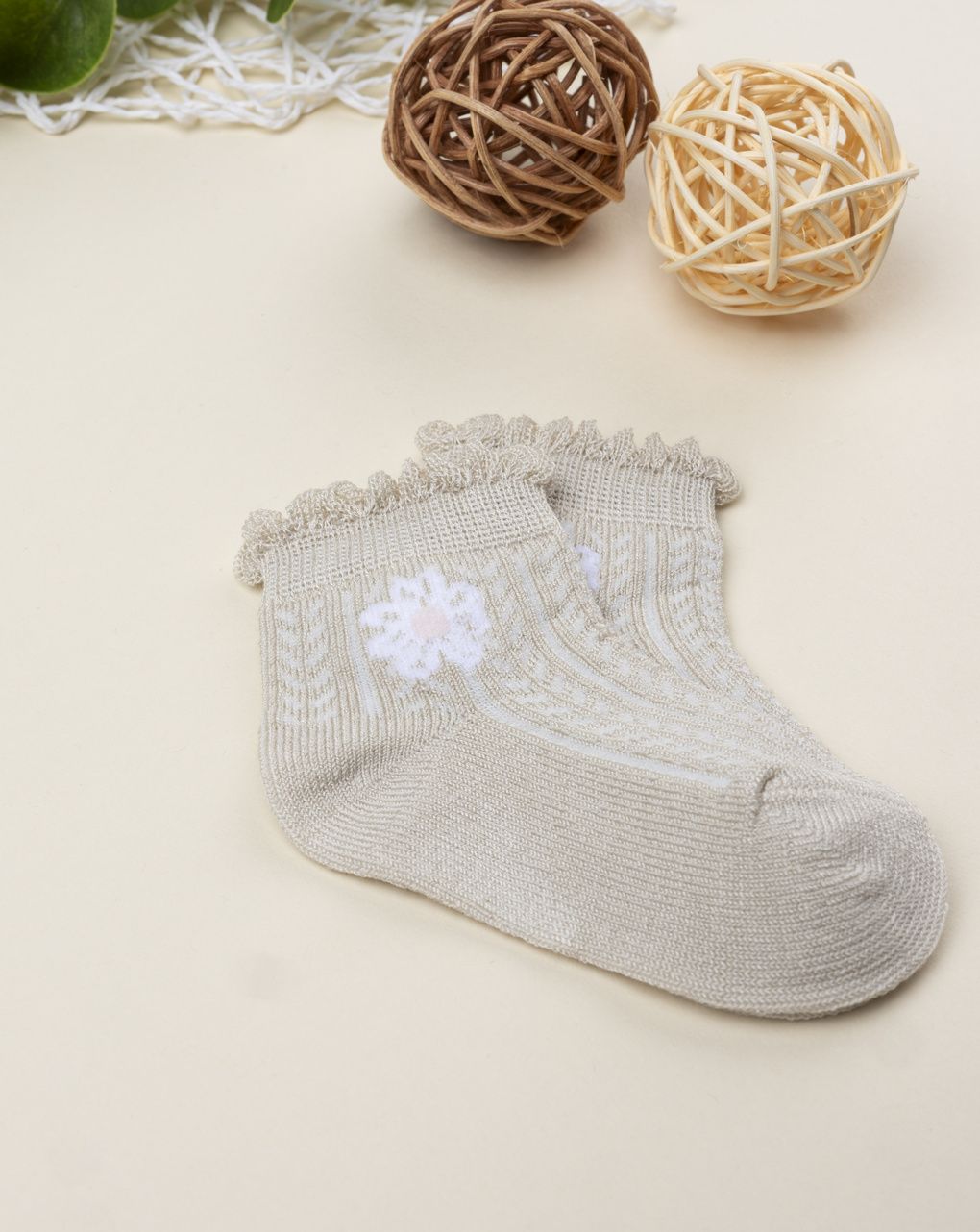 Calze bimba marrone ricamate