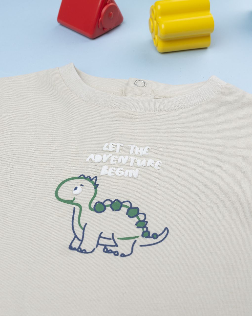 T-shirt bimbo beige stampata