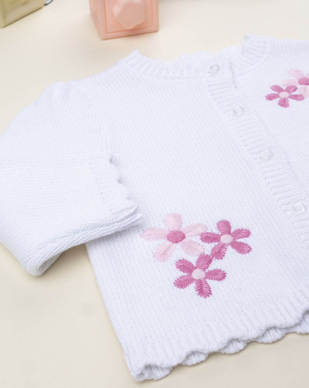 Cardigan bimba bianco fiori ricamati