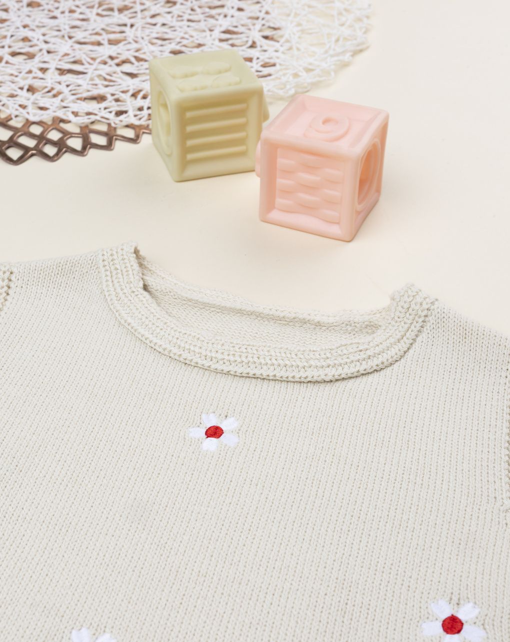 Gilet bimba beige margherite