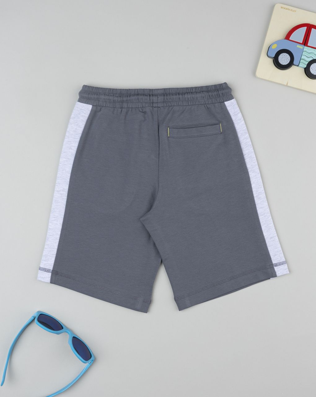 Shorts bimbo grigio bande bianche