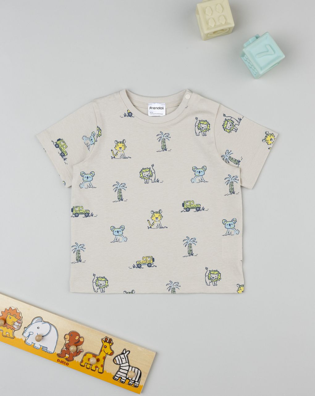 T-shirt bimbo beige stampa allover animali