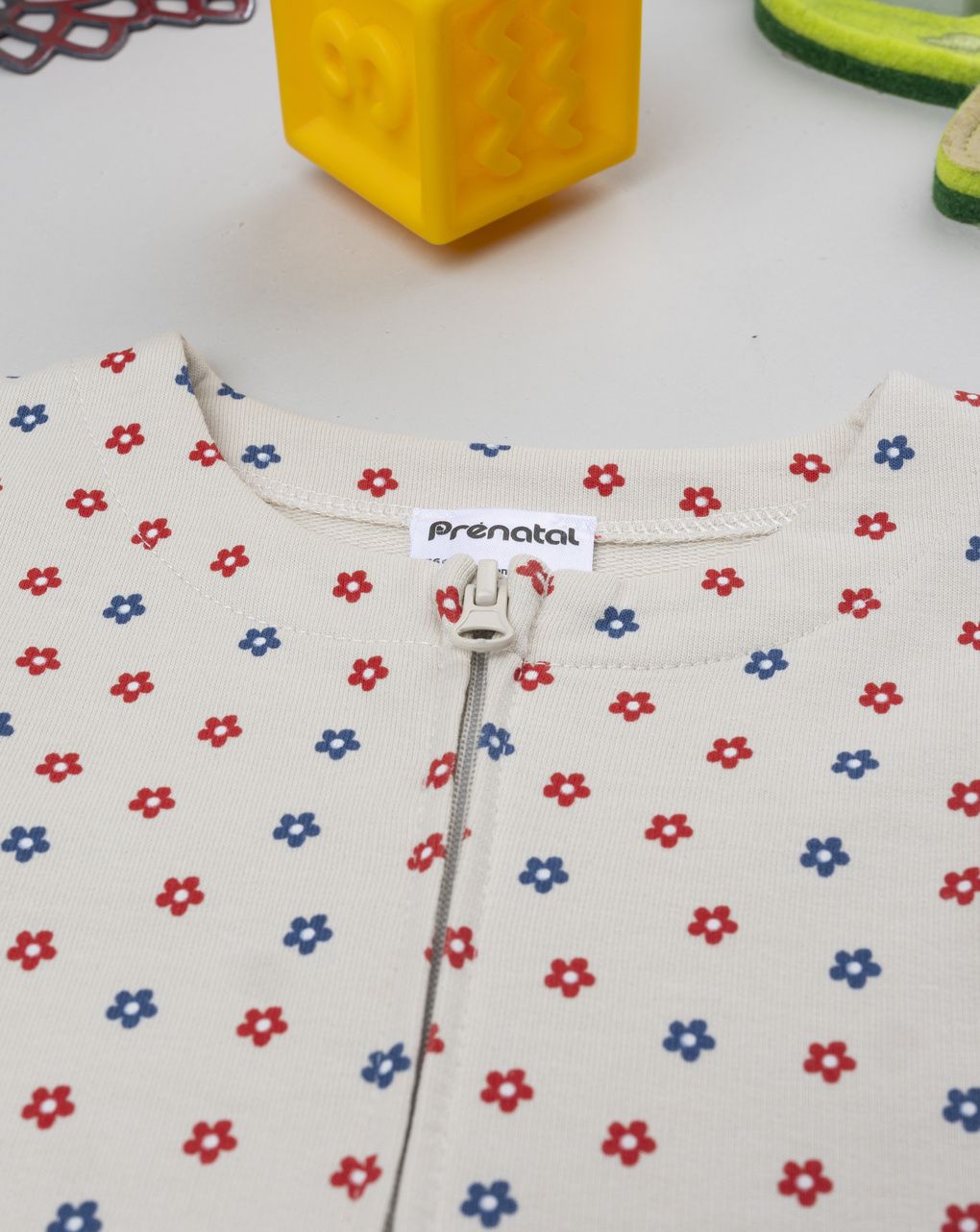 Cardigan beige bimba fiori allover