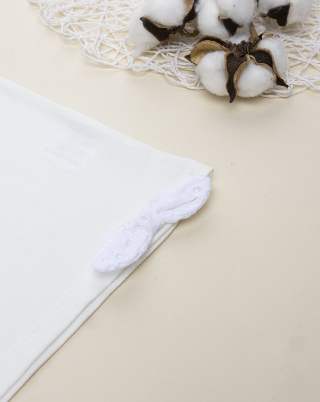 T-shirt bimba bianca stampa rilievo