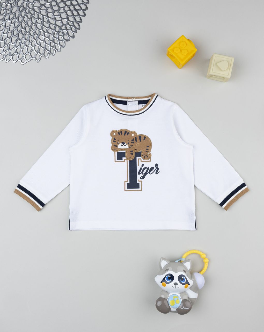 T-shirt bimbo bianca stampa e patch tigre