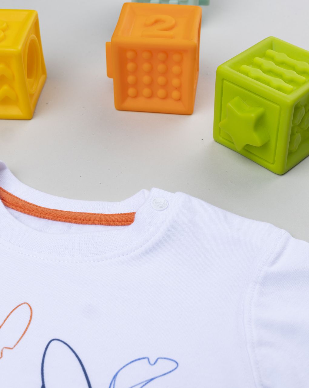 T-shirt bimbo bianca stitch