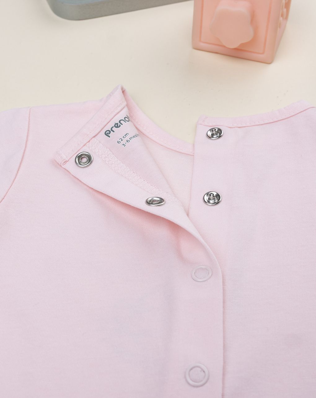 Tutina neonata aristogatti