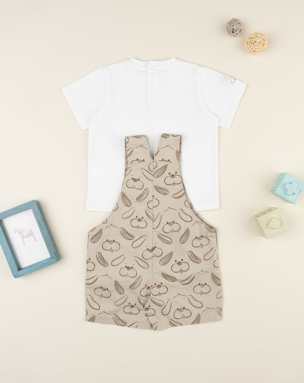 Completo salopette bimbo beige