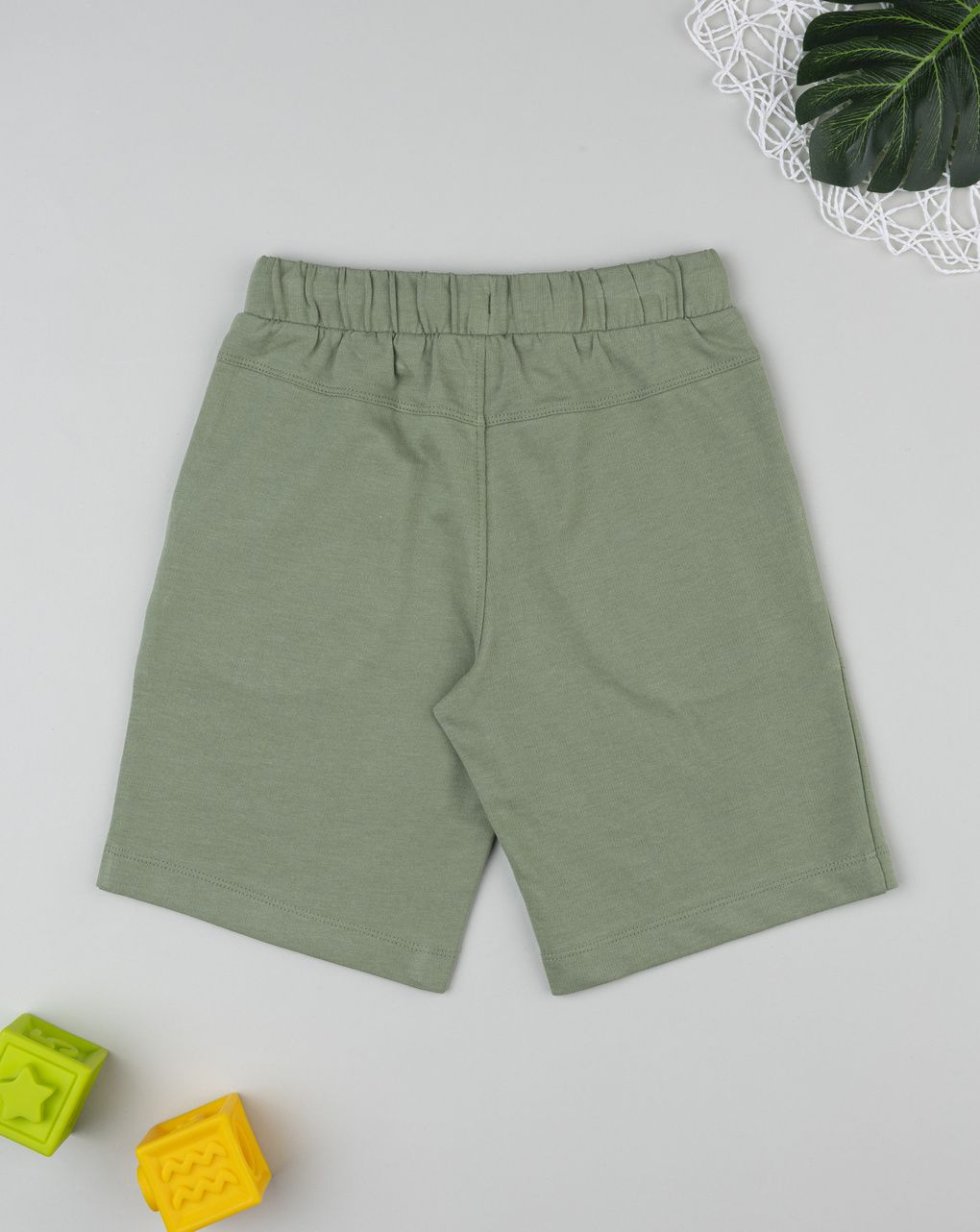 Short bambino verdi con tasche