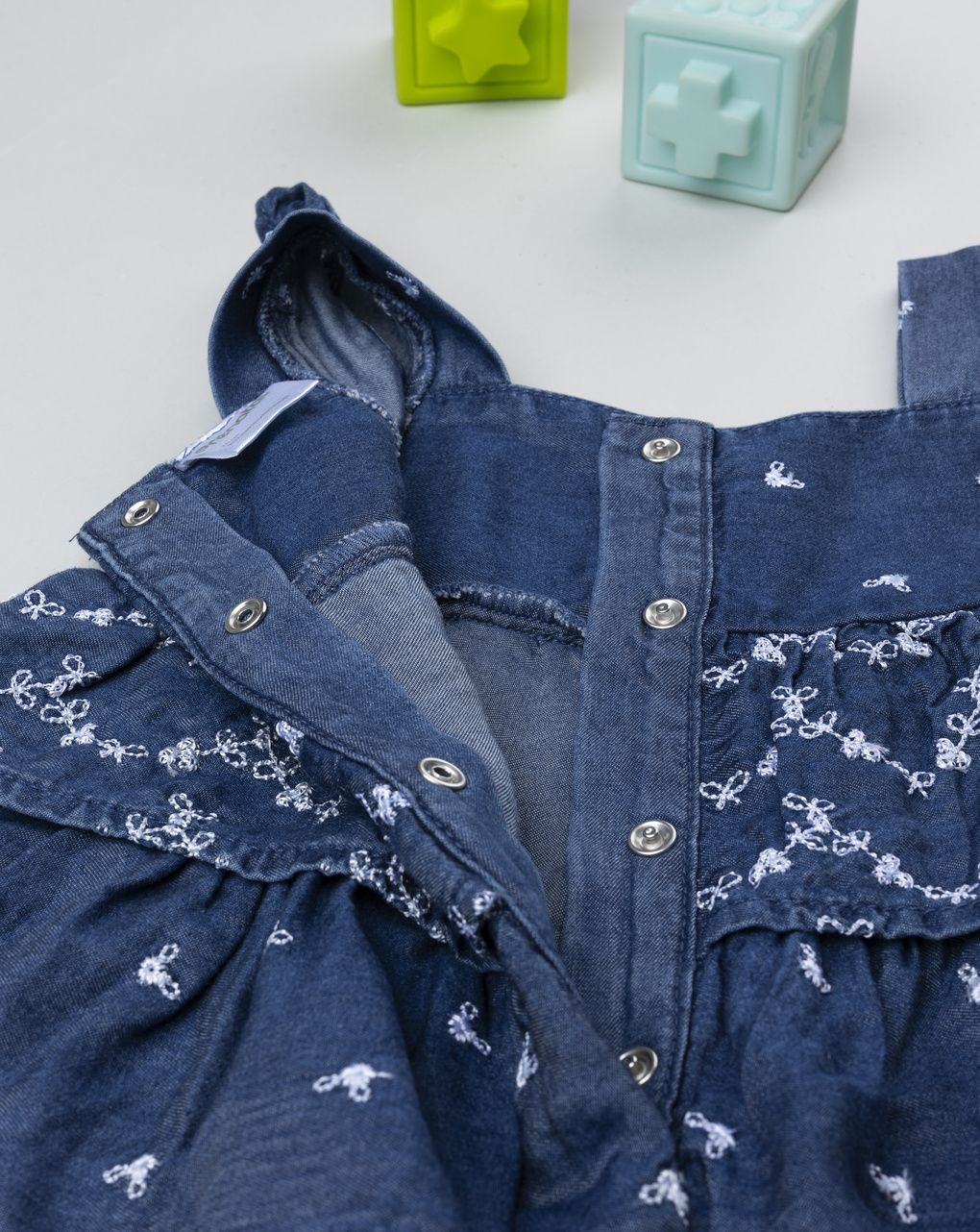 Abito bimba blu scuro con balze