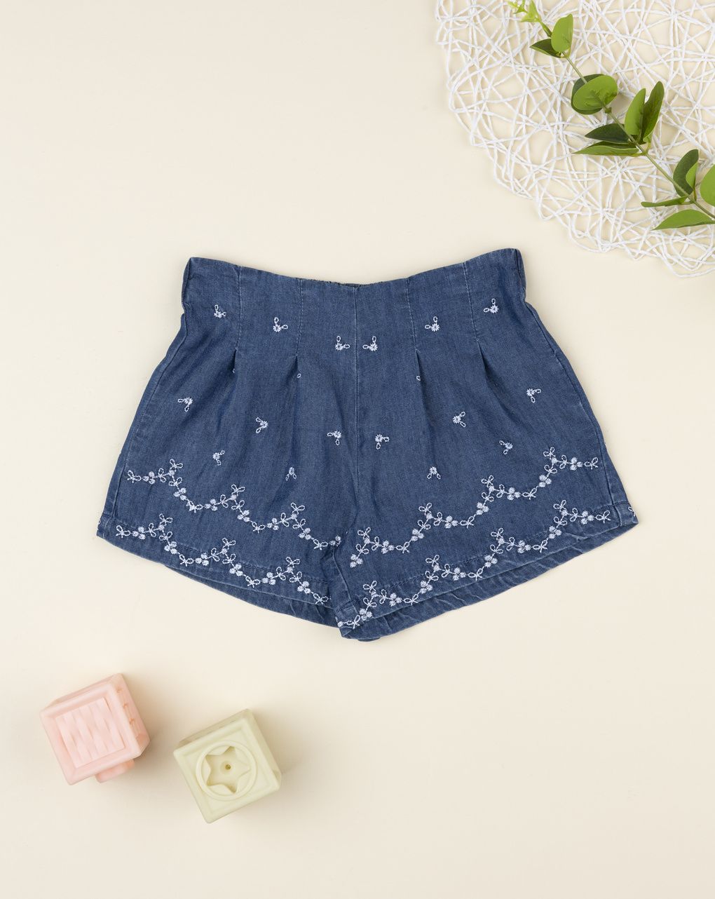 Shorts bimba blu ricamato