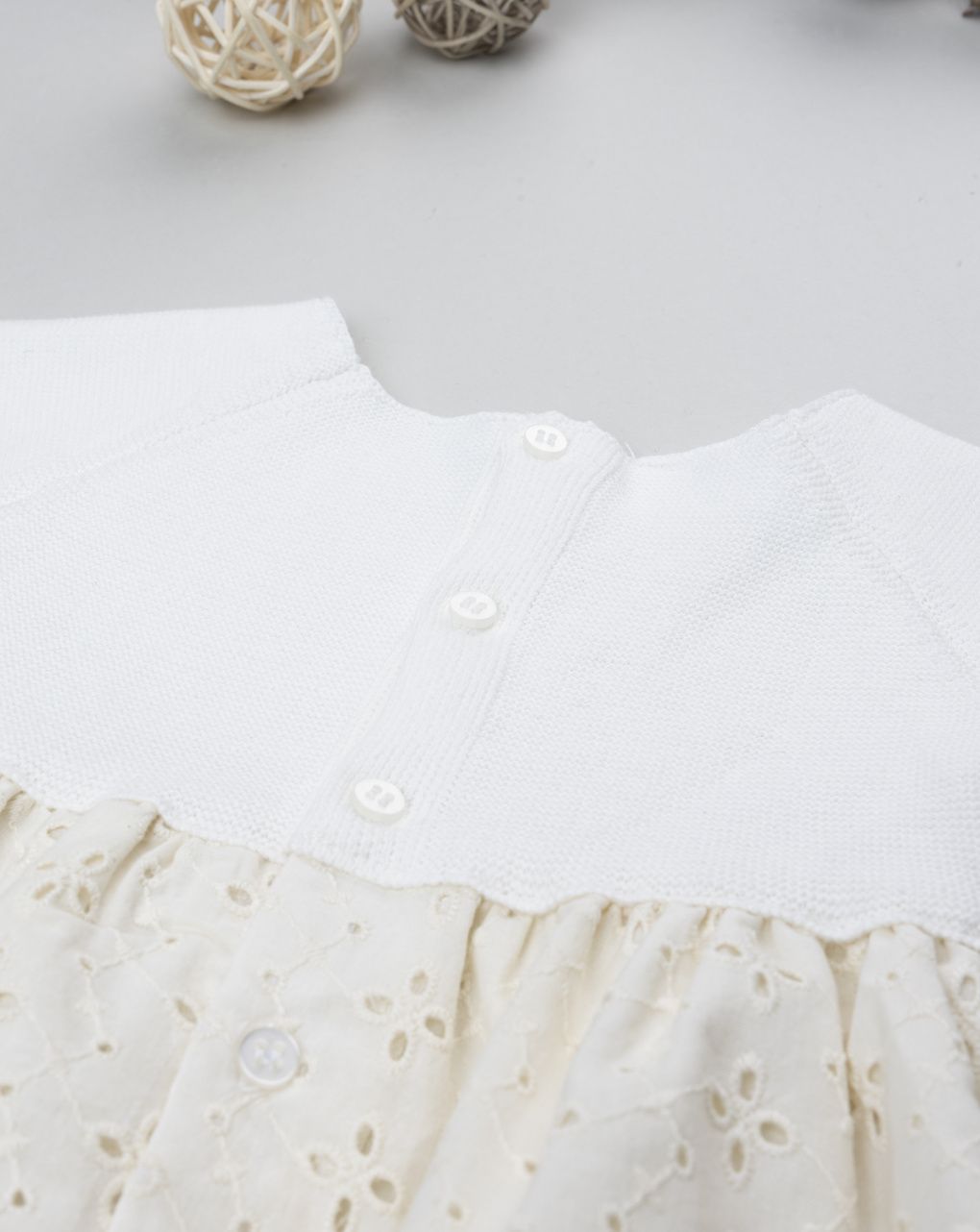 Abito bimba sangallo beige