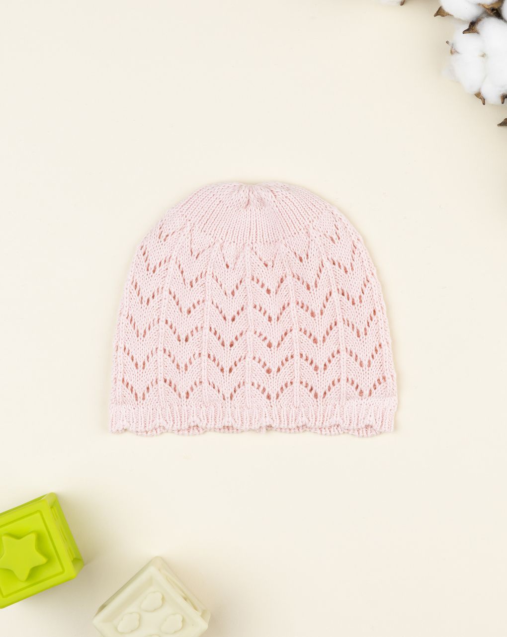 Berretto neonata tricot rosa traforato