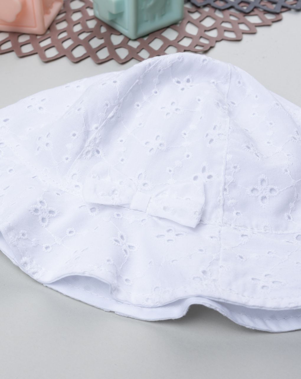 Cappello pescatori bianco sangallo bimba