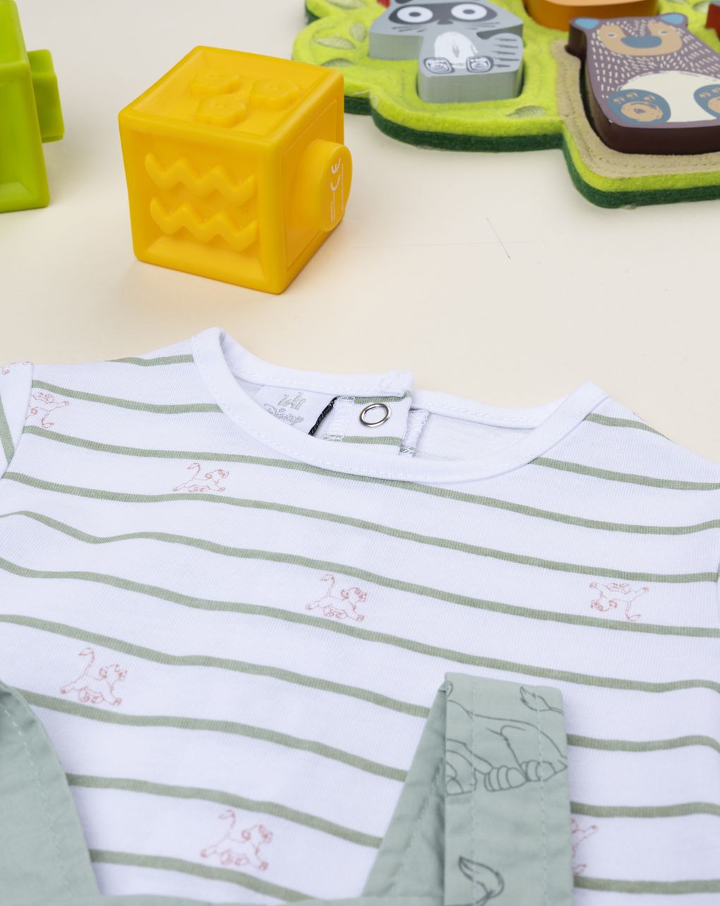 Completo salopette bimbo verde re leone