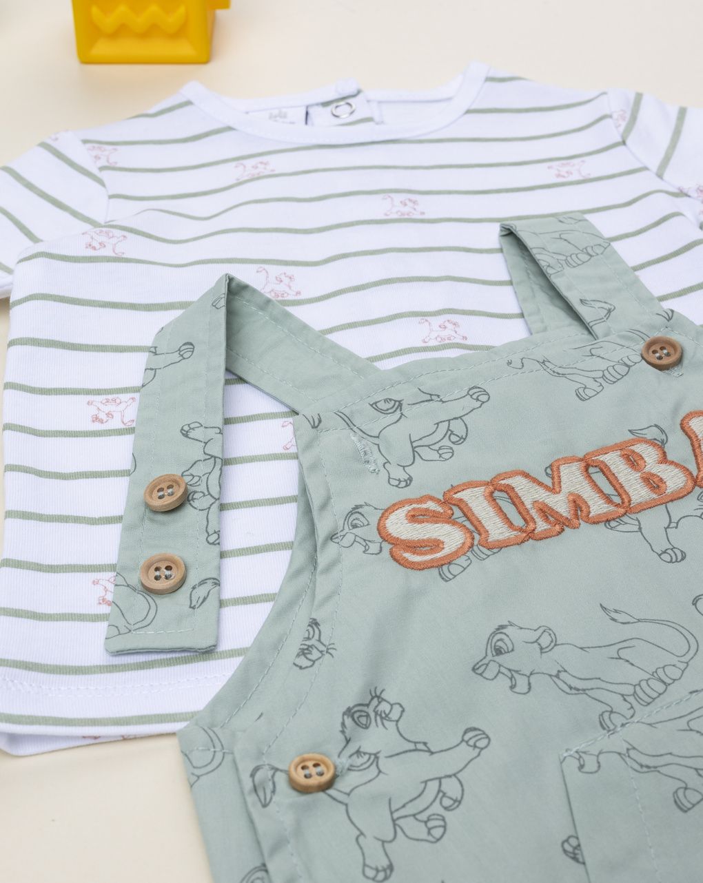 Completo salopette bimbo verde re leone