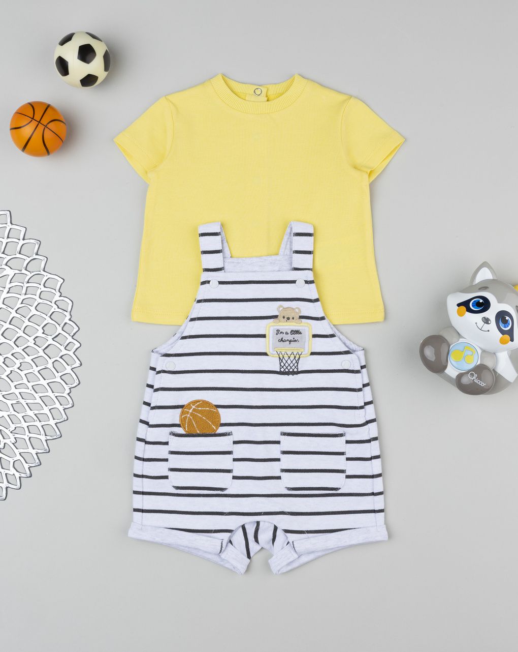 Completo salopette bimbo basket