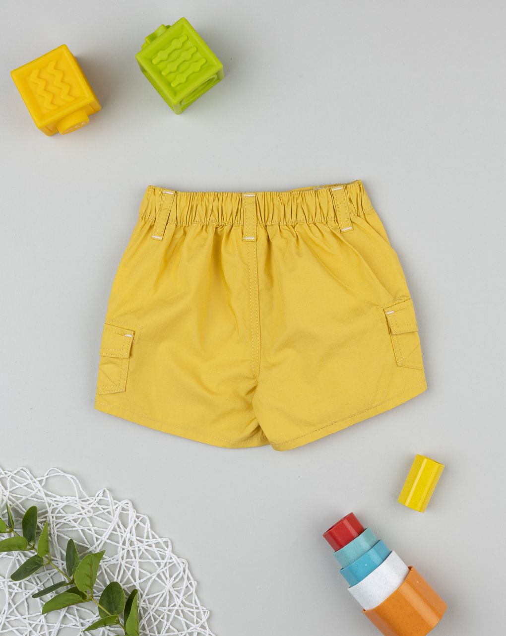 Shorts bimbo gialli