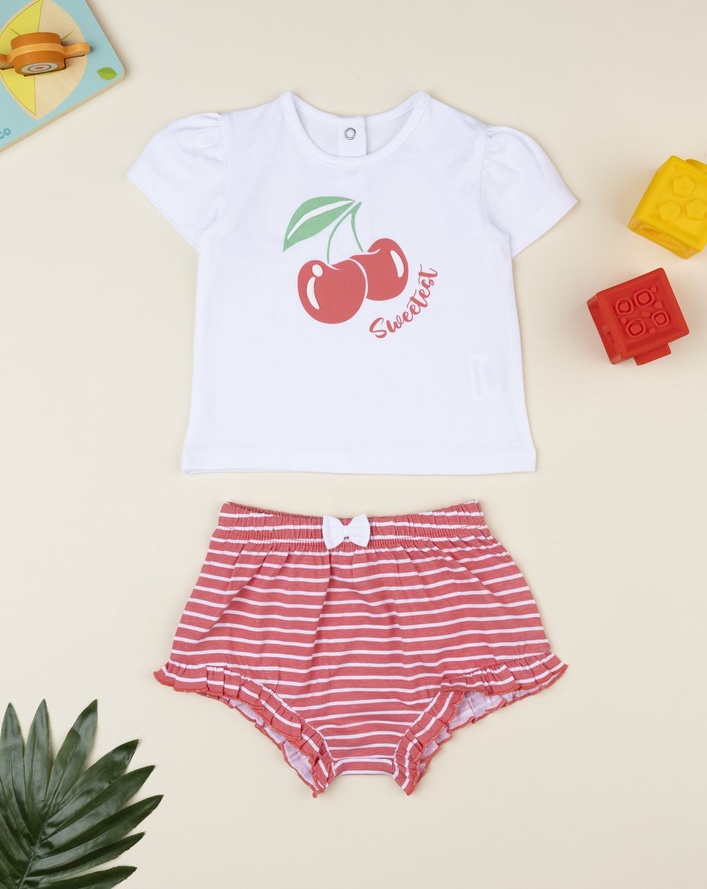 Completo estivo bimba ciliegia