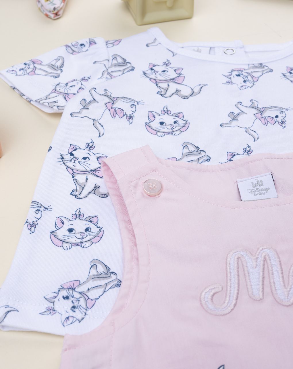 Completo salopette bimba rosa aristogatti