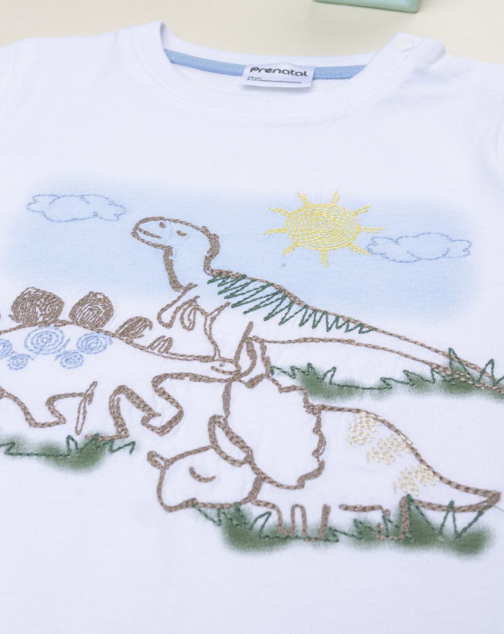 T-shirt bimbo dinosauri ricamati
