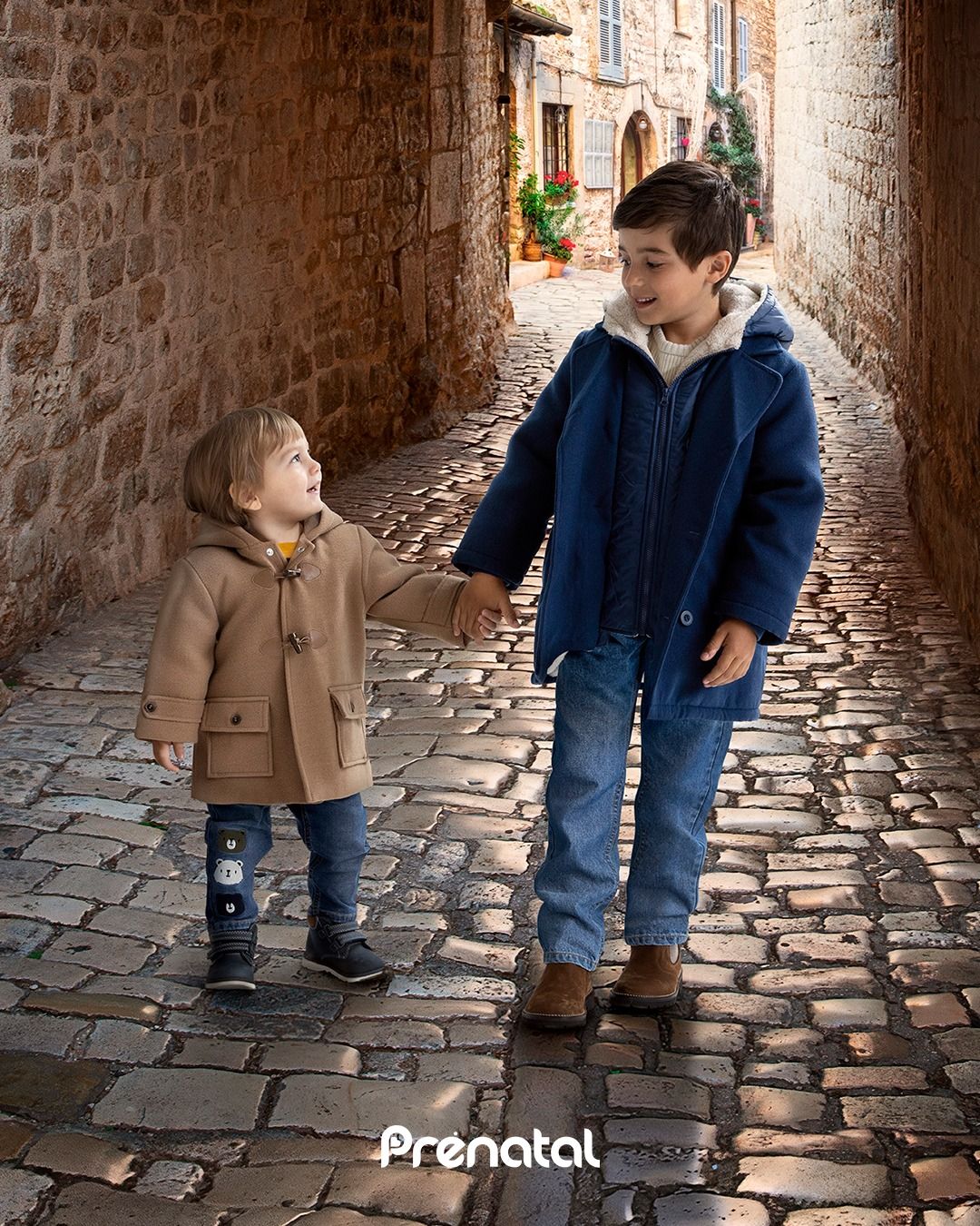 Mano nella mano, anche quando si ricomincia.
Tra p…