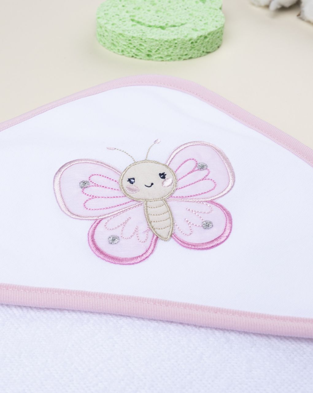 Quadrato spugna bimba farfalla