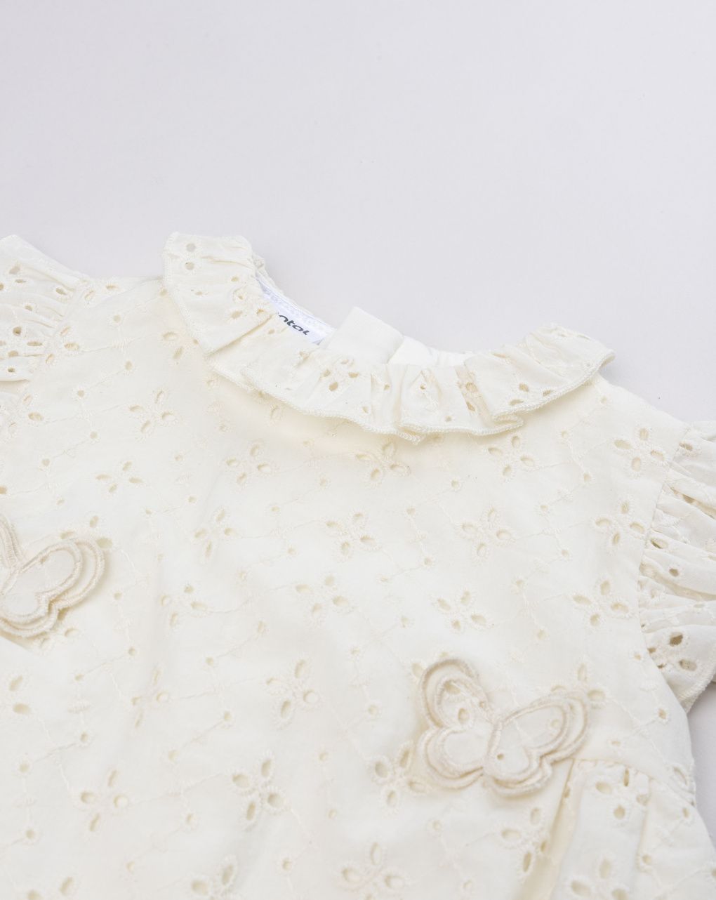 Pagliaccetto elegante neonata sangallo