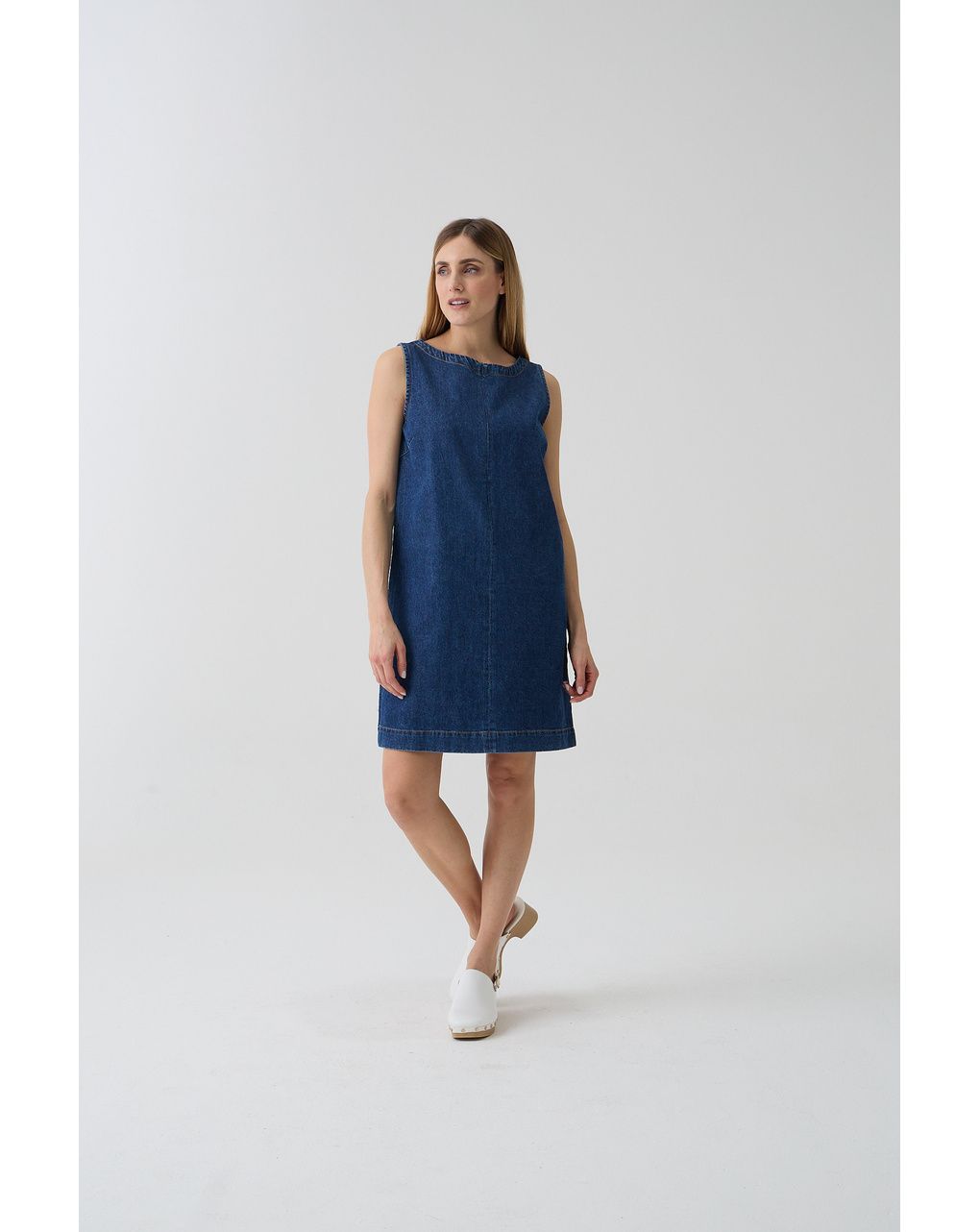 Abito smanicato denim premaman