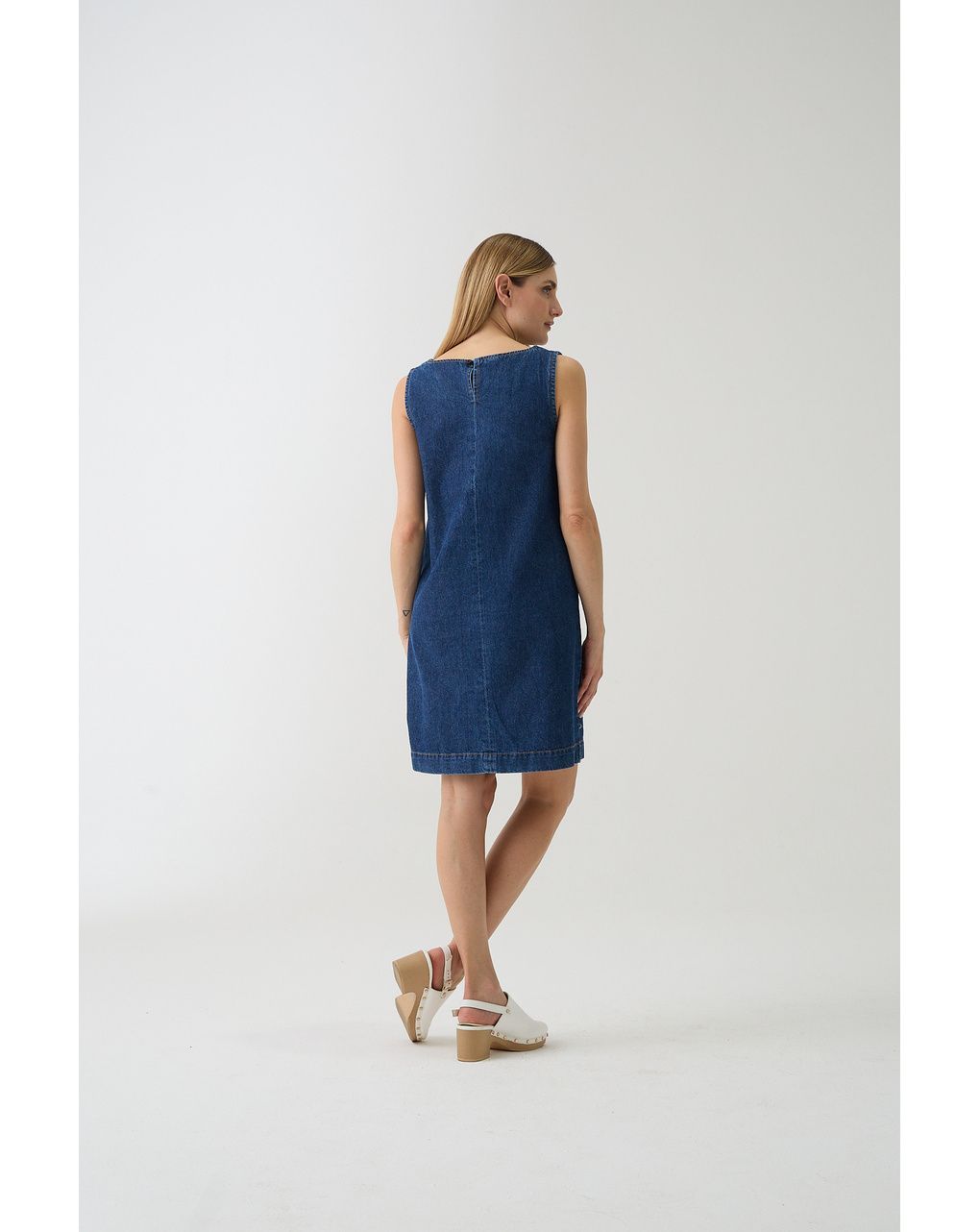 Abito smanicato denim premaman