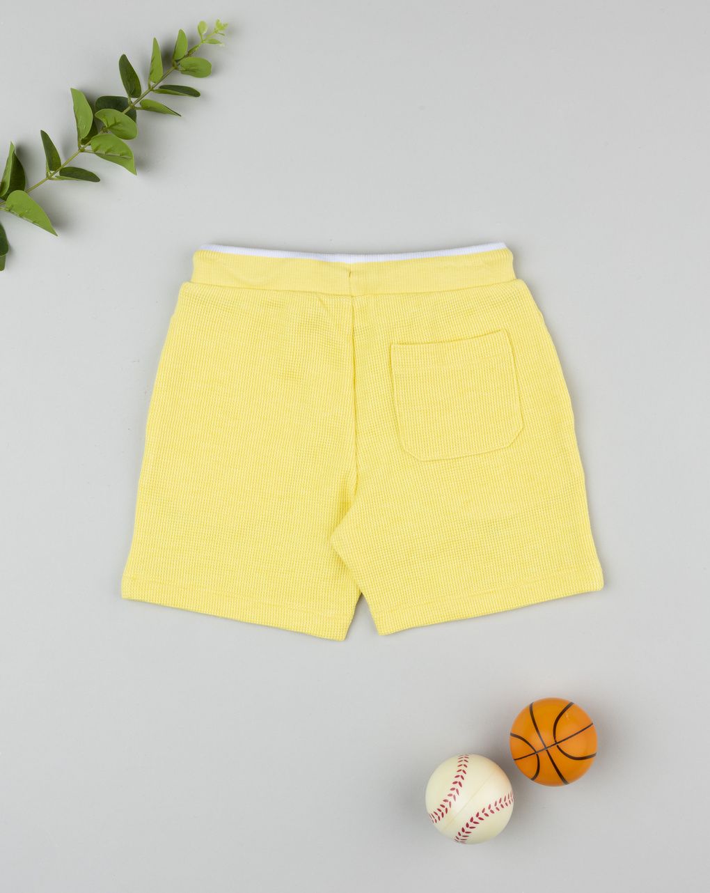 Shorts bimbo gialli