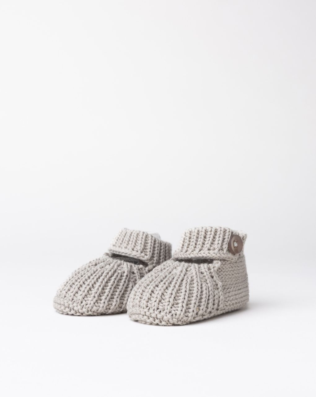 Scarpe in maglia neonato grigio tortora