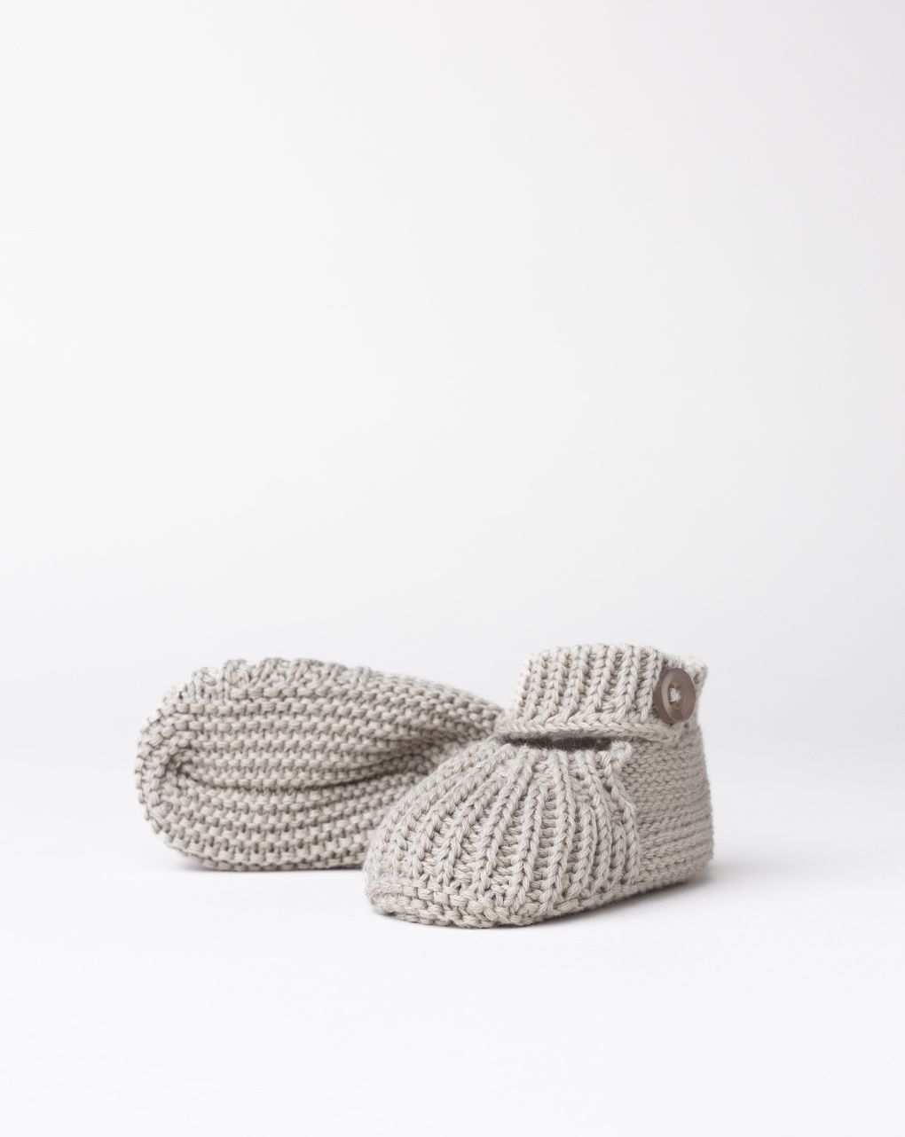 Scarpe in maglia neonato grigio tortora