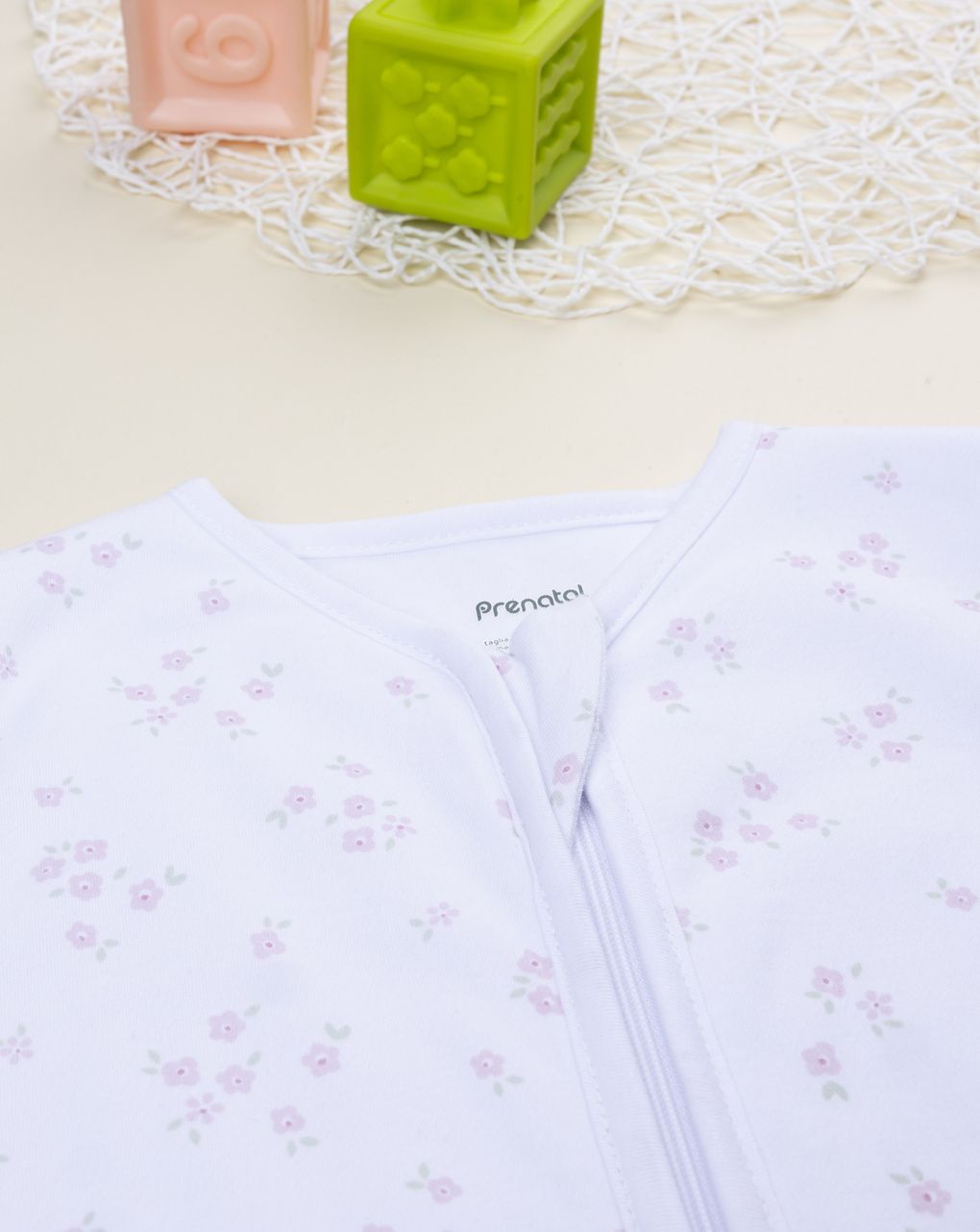 Sacco nanna bimba bianco fiori allover - tog 1,5
