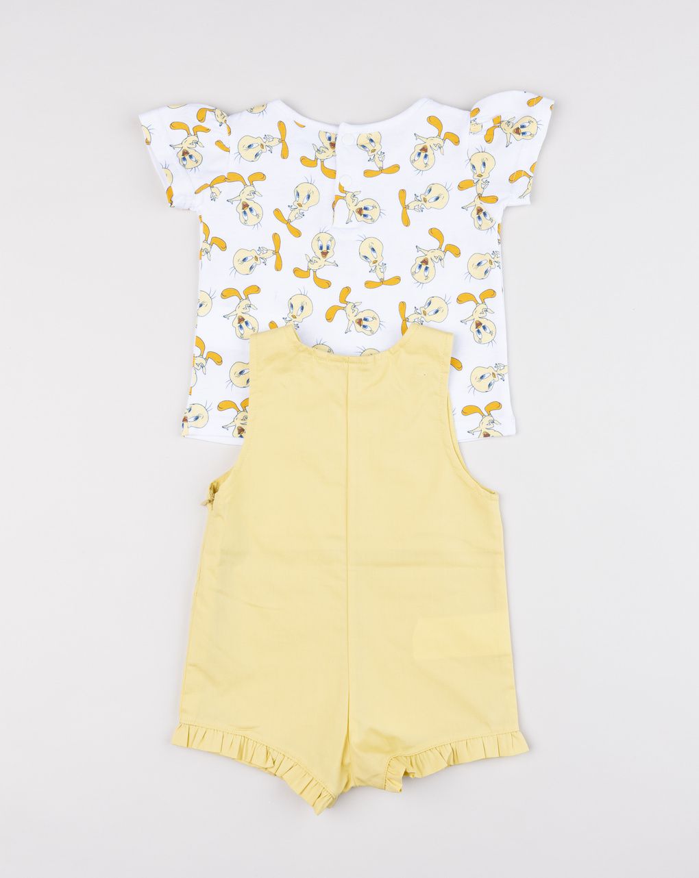 Completo bimba con salopette e t-shirt titti