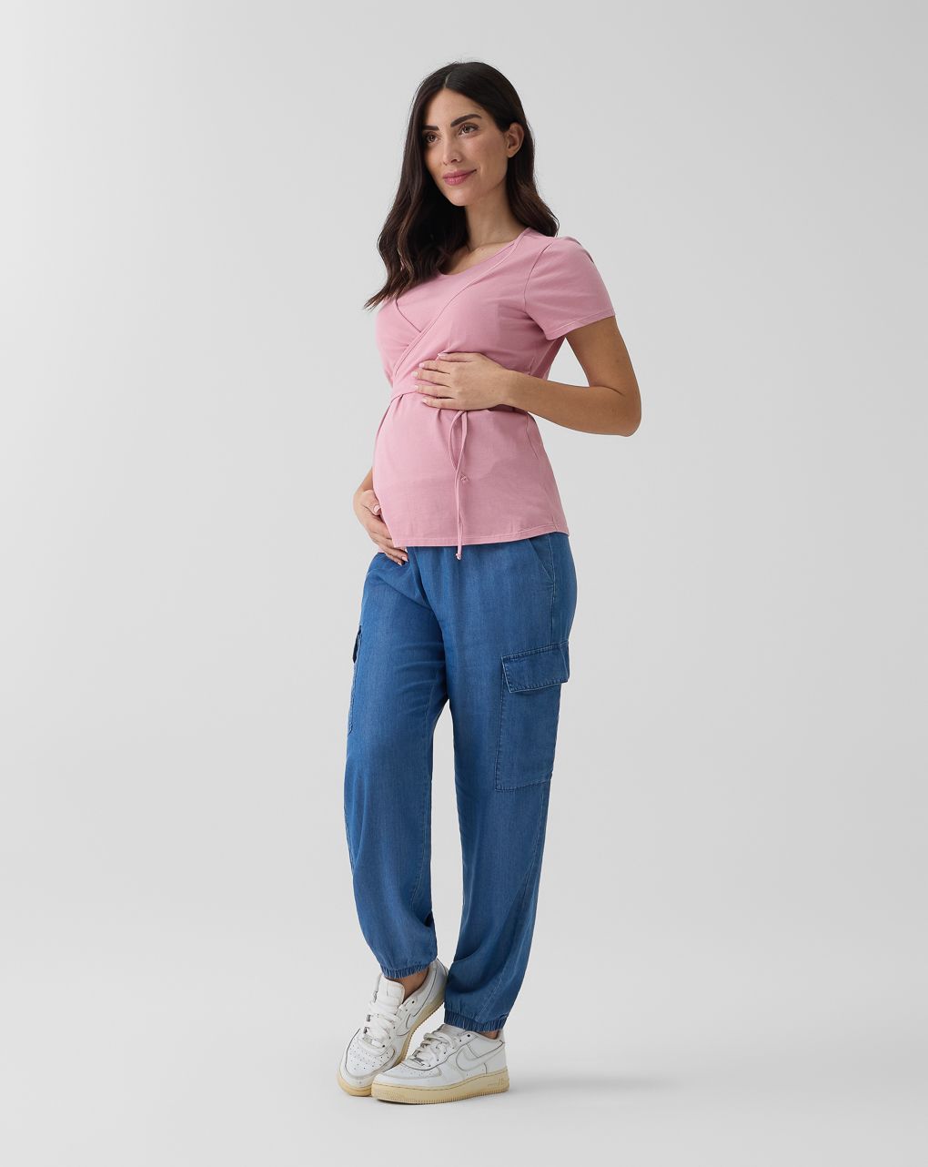 Pantaloni premaman cargo in denim leggero