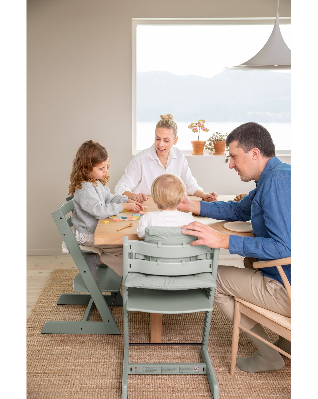 Pack seggiolone tripp trapp® con vassoio - kit glacier green - stokke