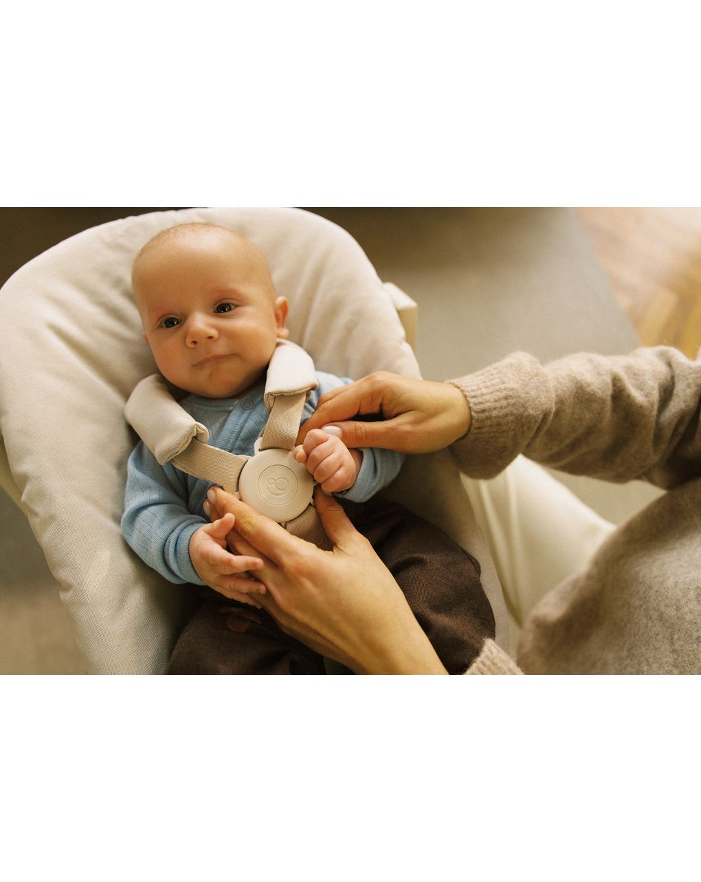 Tripp trapp® newborn set con gancio appendigiochi - vaniglia - stokke