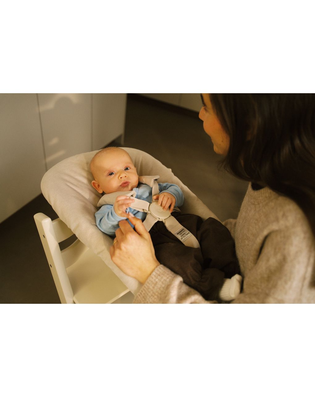 Tripp trapp® newborn set con gancio appendigiochi - vaniglia - stokke